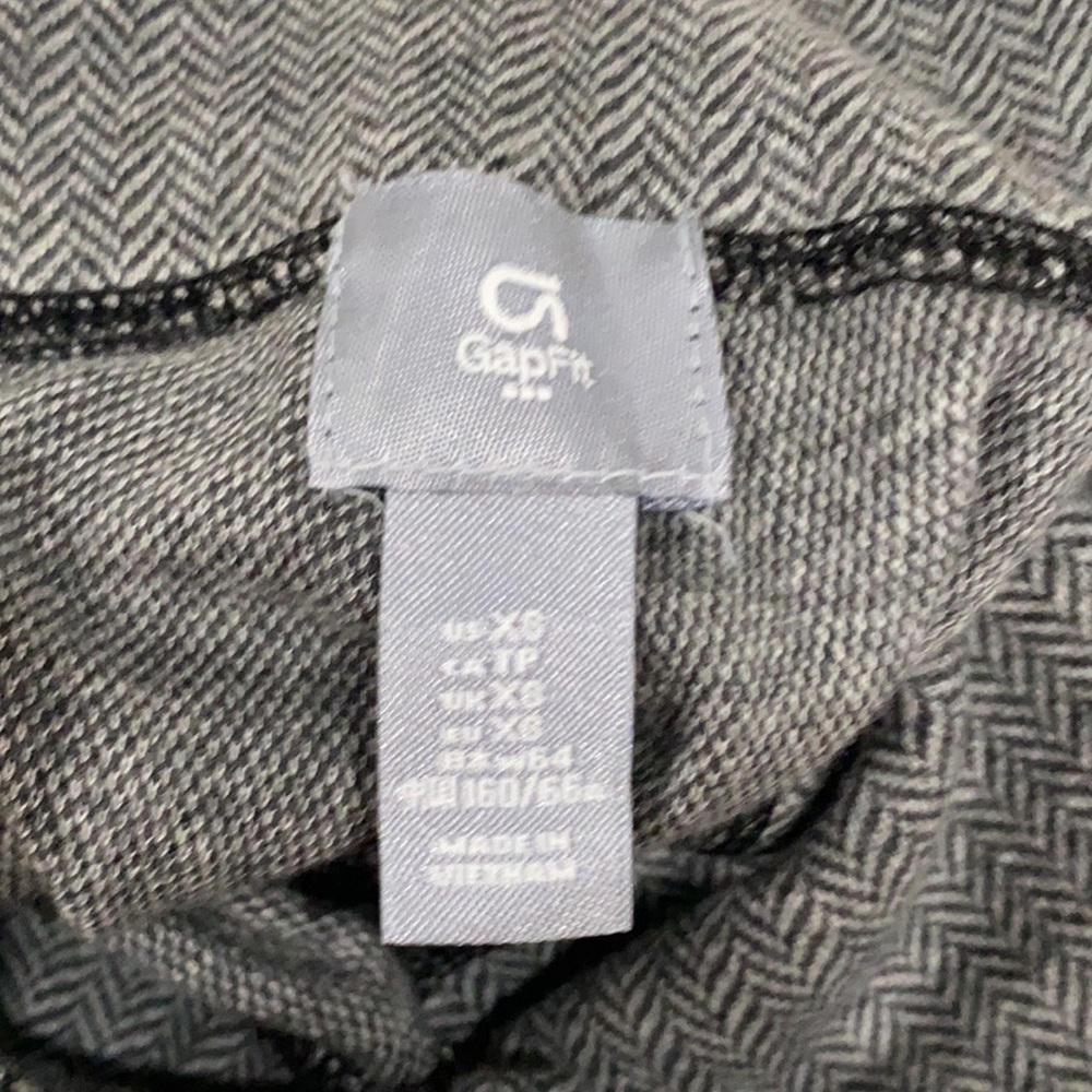 Final Sale 🔥Gap Fit Capri Legging size XS - Picture 9 of 11